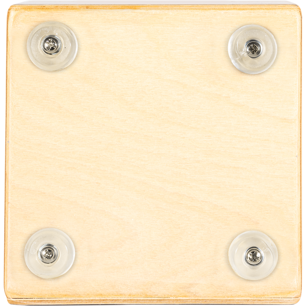 MC1BW_web_detail_04.png