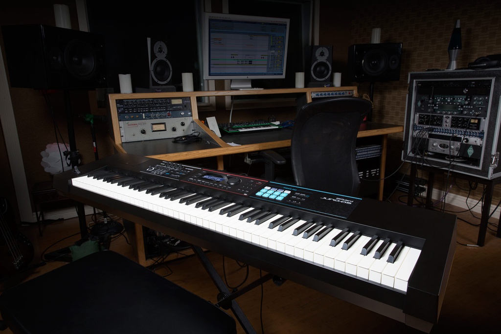 juno-ds88_aquile_me-studio2_gal.jpg