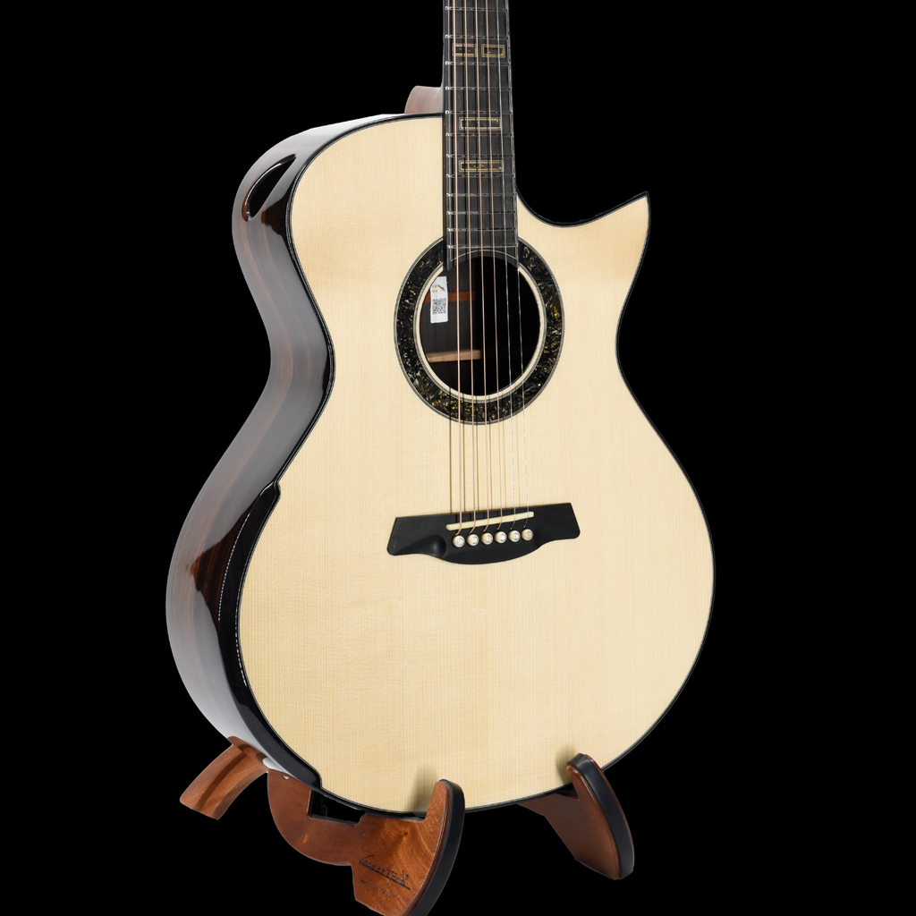 Hozen Gold Label OM Moon Spruce - Indian