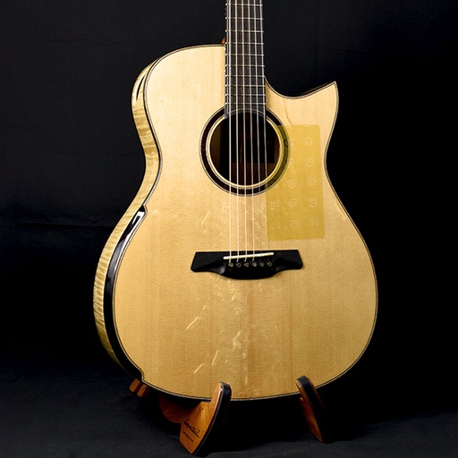 [VIFMCSB4J-E+HC] Hozen Black Label Tapered OM Sitka - Flamed Maple
